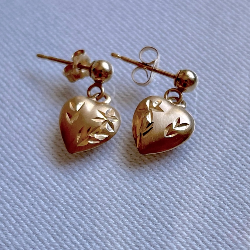 Gold plated heart earrings